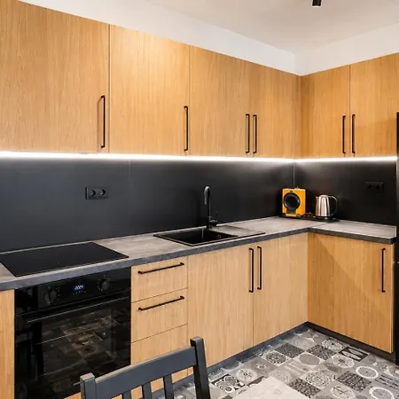 Park 1br W/free Parking & Heated Pool * Βάρνα
